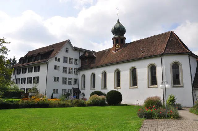 Kloster Gnadenthal Wiese
