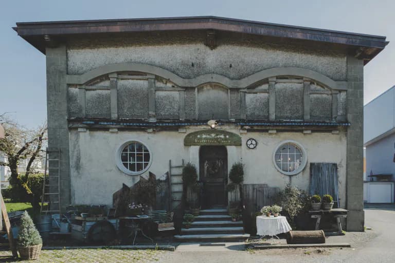 Hochzeitlocation La Chapelle von aussen